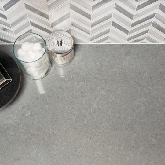 Chevron Grey Polished Mesh & Concrete Grey Quartz