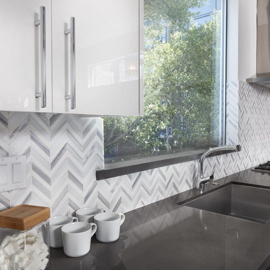 Chevron Grey Polished Mesh